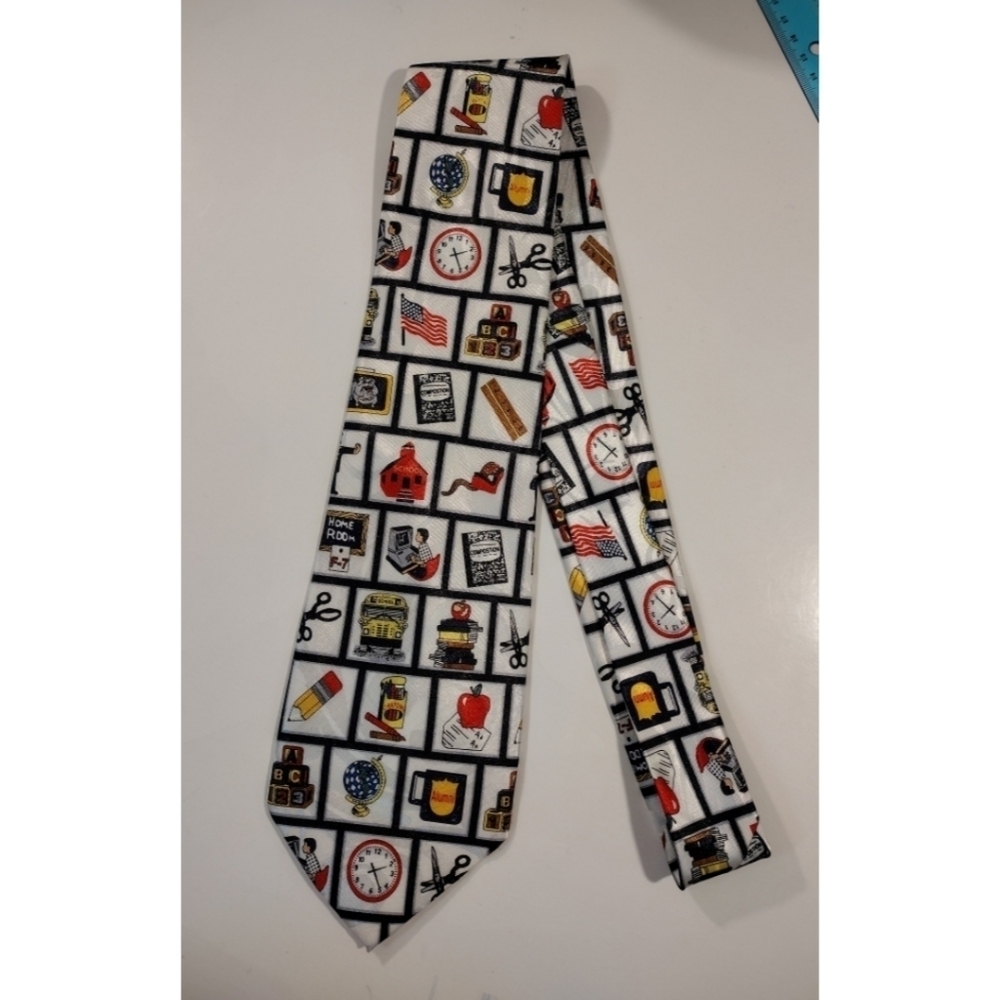 Steven Harris handmade school theme necktie